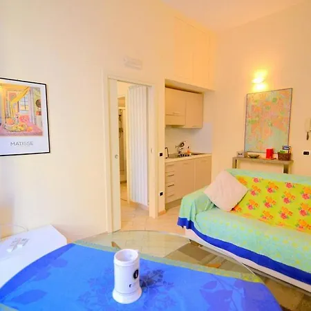Lejlighed Ripa Sleeps 3 Air Con *